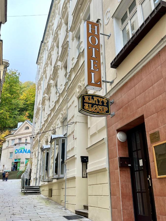 فندق Zlaty Sloup كارلوفي فاري المظهر الخارجي الصورة
